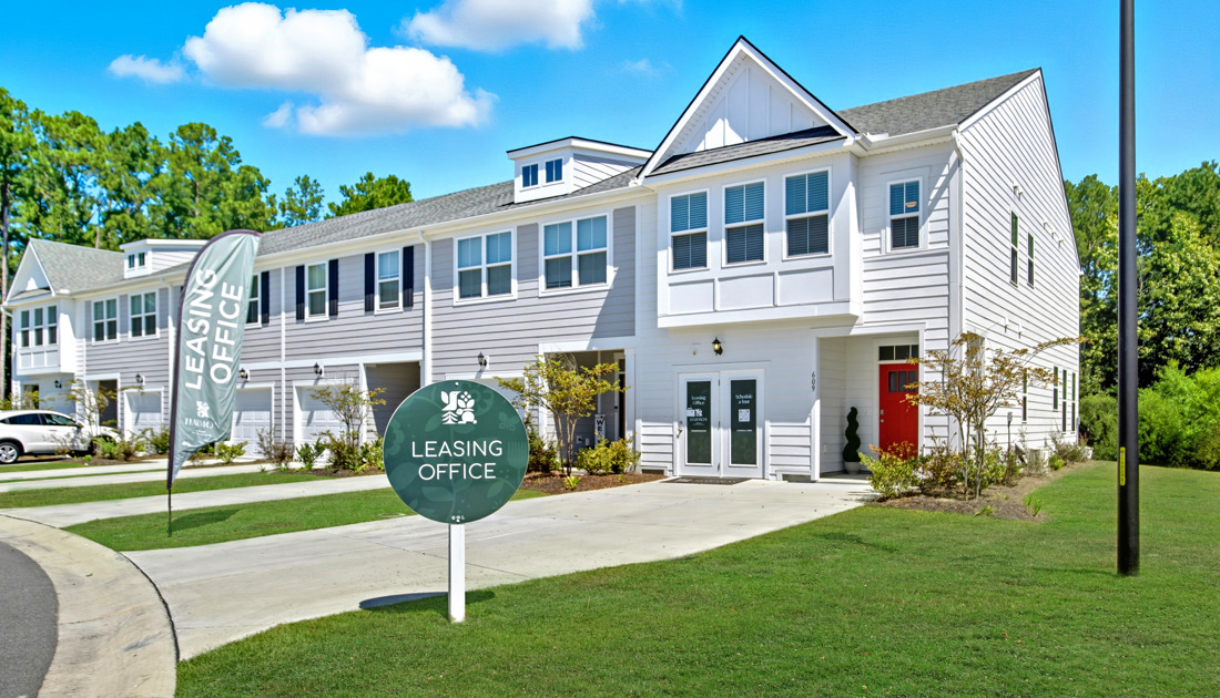 Apartment building photo of Harmon Foxbank in Moncks Corner, SC